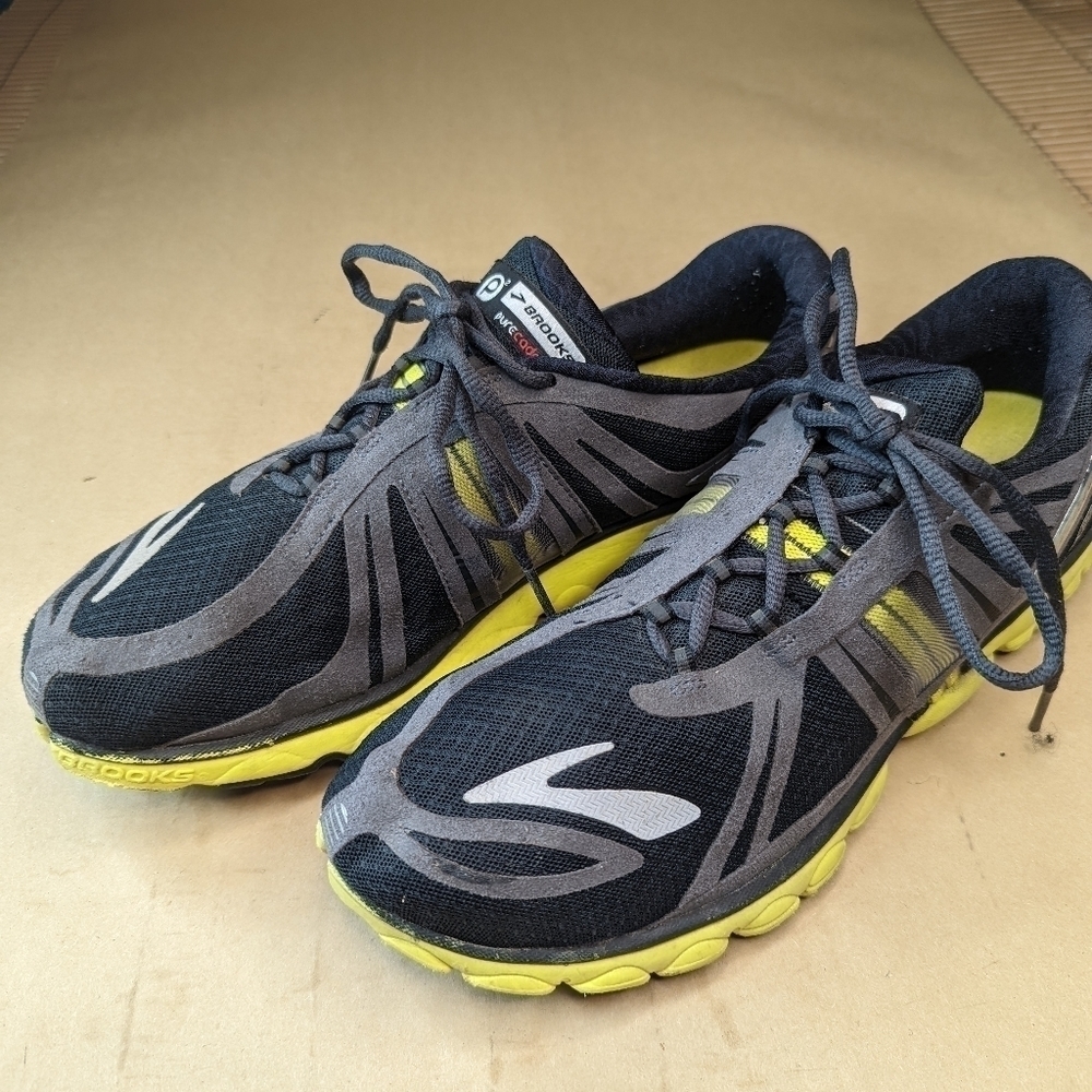 Brooks Running Shoes Men's 12.5 Medium D Pure Cadence 2 Black Yellow 1101401D671
